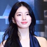 수지 나오는 백두산 재밌을 것 같은데