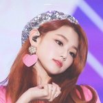 <b>눈밭</b>에 핀 분홍빛 열꽃 女돌