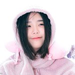 <b>따스</b>함이 스며든 아이돌의 미모