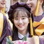 [댓글부탁해] 이나은 틴트 뭘거같아?ㅜㅡㅜ