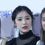 얼굴을 봐도 <b>단점</b>만 보여