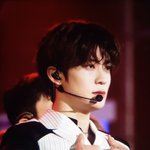 [NCT] 재현이 옷 유타 <b>미국</b><b>무대</b>옷아닌가??