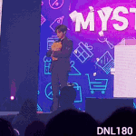 [강다니엘] 191124 강다니엘 곰돌이 안고 섹시댄스