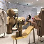 갤러리아에 귀여운 곰돌이 대거 <b>출몰</b>ㅠㅠ