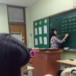 일반고 공학인데 <b>옆자리</b> 여자애 뭐하냐?? ;;
