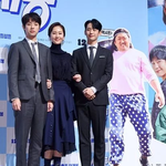 마동석을 안고 인터뷰하는 두 배우