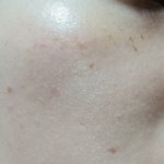 나 피부 까만편이야?