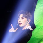 <b>칫솔</b>이 내 것만 ㅈㄴ 젖어있음