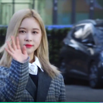 [같이봐요] 우주소녀 <b>다영</b> 뮤뱅출근 넘 예쁜걸