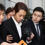 [모두드루와] 정준영 <b>최종훈</b> 징역형 선고받고 나온 마지막 모습