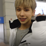 [댓글부탁해] 보이그룹 AWEEK 퀸 <b>용진</b> 반갑네 ㅎㅎ