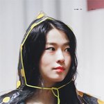 <b>리액션</b> 저절로 나오는 여돌