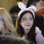 [댓글부탁해] 블랙핑크 지수 출국 <b>레알</b> 예뻐요