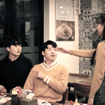 역시 예쁘고 볼 일. 예쁘니까 손님들이 몰카도 <b>속아</b>주네