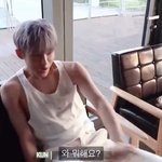 [NCT] 윈윈 어깨 넓은거 완전 <b>로또</b>맞은느낌임