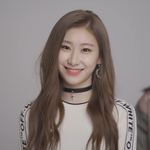 있지 <b>채령</b> 진짜 이쁘게 생기지 않음?