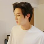 실시간 생일 라이브 중인 진