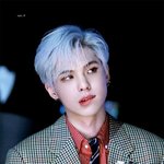 팬들에게 사회생활 하는 모습 보여준 남돌