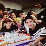 [EXO] 간만에 13년부터 모은 단체사진들 <b>정리</b>하는데