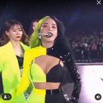 [드루와] <b>솔라</b> 의상 왜이래