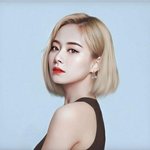 <b>쯔위</b> 단발 합성인데 죤나 쩐다