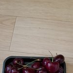 나 <b>체리</b> 머거 ㅋㅋㅋ
