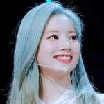<b>다현</b> ㅈㄴ 이쁘지않냐
