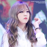 <b>문별</b> ㅈㄴ이쁘지않냐