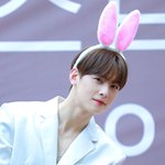 [댓글부탁해] <b>짜릿</b>하고 멋진 男돌의 미모