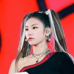 <b>예지</b> 머리 다 이쁘지 않냐