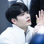<b>쌍방</b> 덕질의 올바른 예 보여주는 옹성우