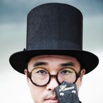 김건모, 성폭행 고소녀에 맞고소