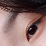 <b>내</b> <b>눈</b> 누구닮았는지 봐줘
