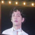 <b>뷔</b> 이거 뭐야??