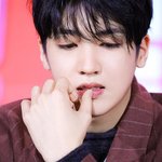 미모에 <b>서사</b> 한가득 담긴 男돌