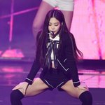 제니 <b>유연</b>한거봐 ㄷㄷㄷ