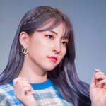 팬들 주접에 극과 극으로 반응하는 아이돌