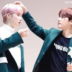 <b>서로</b>가 있어 행복한 아이돌들