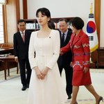 [드루와] 오늘자 <b>문재</b>인 대통령과 수지.JPG