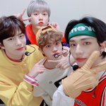 [모두드루와] 오늘 뮤뱅 00즈 무대 본 사람