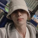 베트남 여행중인 <b>황민현</b>