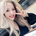 <b>이</b>정도 생긴 여자 만나려면 <b>키</b> 몇이여야 하냐?