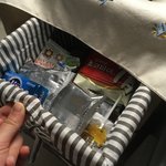 [댓글부탁해] 침대옆에 비상<b>식량</b> 쟁여놈