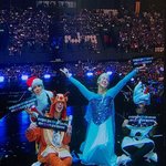 위너 콘서트에서 코스프레 한거