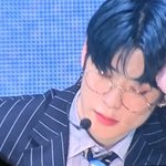 재현 수트+안경 미쳤다