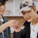 [NCT] 해찬이 먹여주면서 동기화된 재현이 입...ㅋ