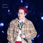 [EXO] 준면이 이 착장 독특하면서 새롭다