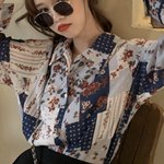 내가 <b>독특</b>한 옷을 좋아하는데 이거 별로야?