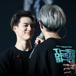 우정 다 티 나는 <b>몸짓</b>들!