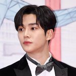 어하루 하루 신인상 받았어!!!!